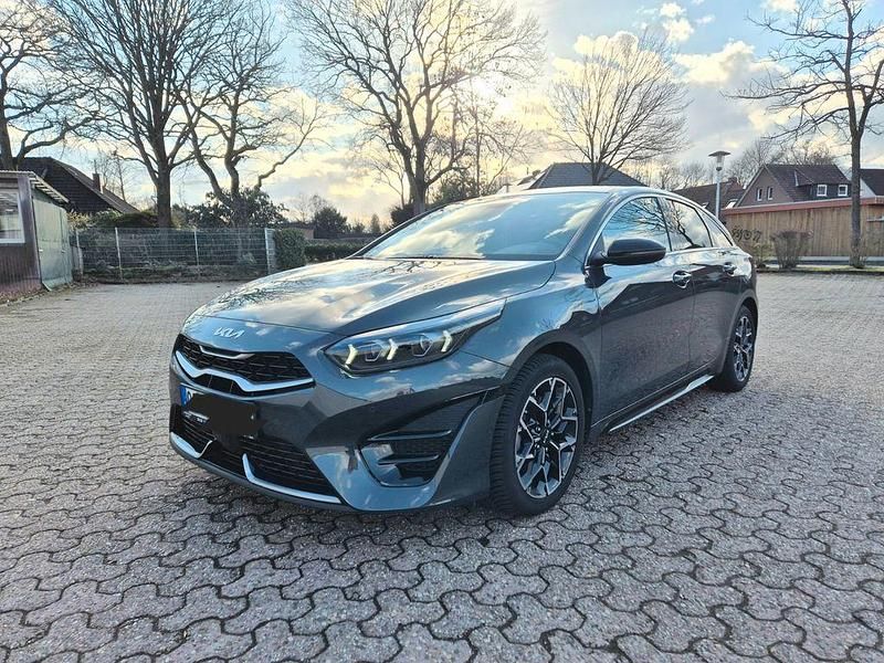Gebraucht Kia ProCeed GT-Line 160 PS (117 kW) 2022 Grau Kombi