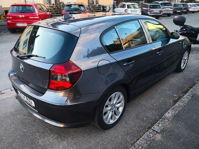Gebraucht BMW 118 Performance 143 PS (105 kW) 2007 Grau Kleinwagen