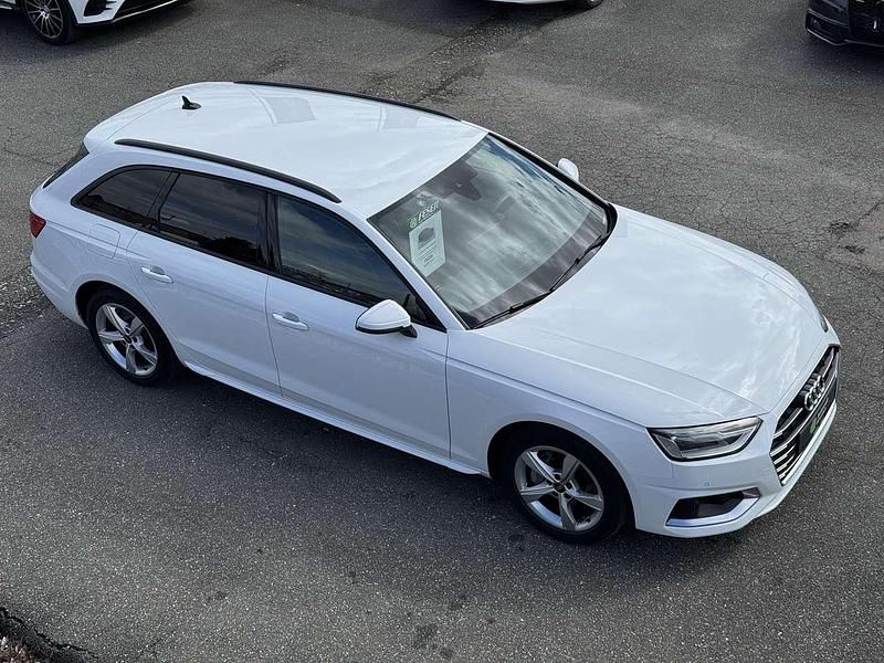 Gebraucht Audi A4 Advanced Plus 204 PS (150 kW) 2023 Ibisweiß Kombi
