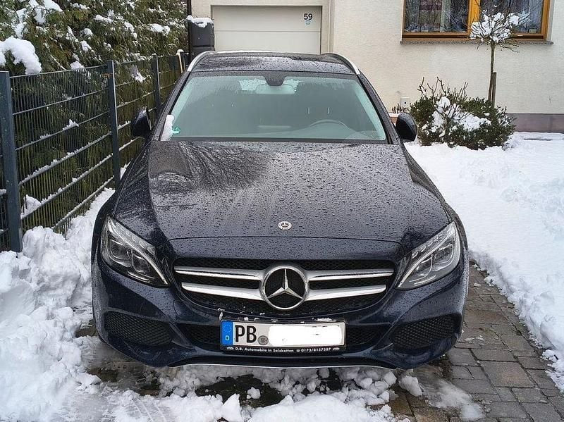 Gebraucht Mercedes C220 170 PS (125 kW) 2017 Blau Limousine