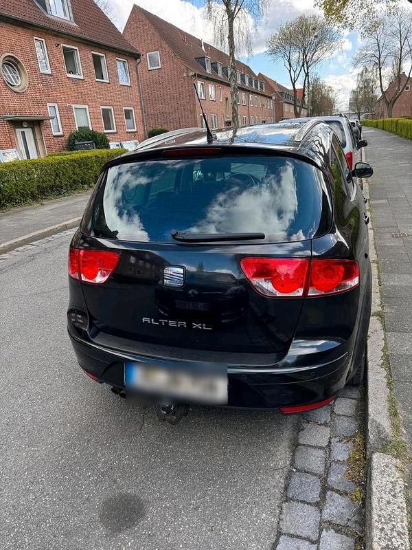 Gebraucht Seat Altea XL 140 PS (102 kW) 2012 Schwarz Van / Kleinbus