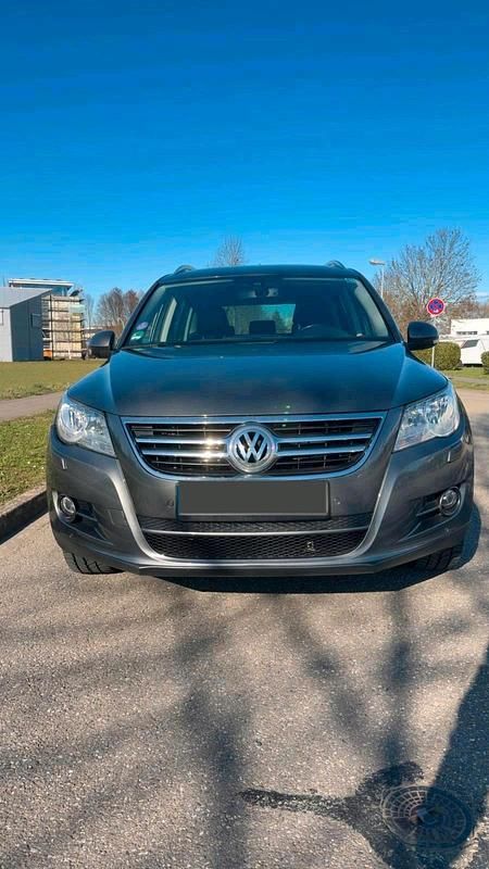 Gebraucht VW Tiguan 150 PS (110 kW) 2010 Grau SUV