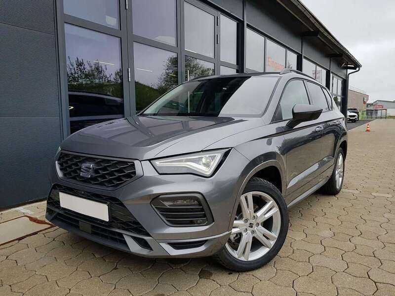 Graphitegrau (5x5x) Gebraucht 2023 Seat Ateca FR SUV | 37.289 € (Teuer) - Bild 1/4