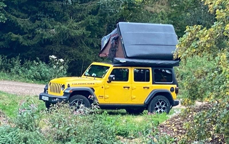 Gelb Gebraucht 2022 Jeep Wrangler Rubicon SUV | 52.900 € - Bild 1/4