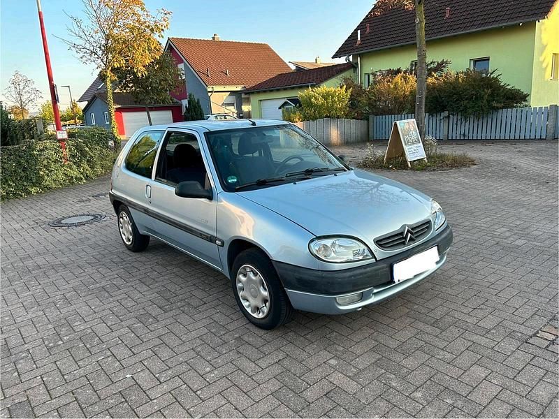 Blau Gebraucht 2002 Citroën Saxo Kleinwagen | 1.150 € (Fairer Preis) - Bild 1/4