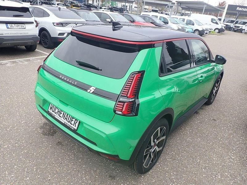 Neu Renault 5 E-Tech Komfort 110 kW (150 PS) 2026 Grün Limousine