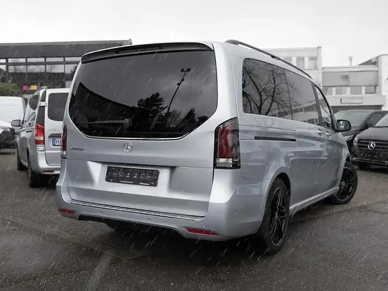 Gebraucht Mercedes V250 Style 190 PS (139 kW) 2025 Hightechsilber metallic Van / Kleinbus