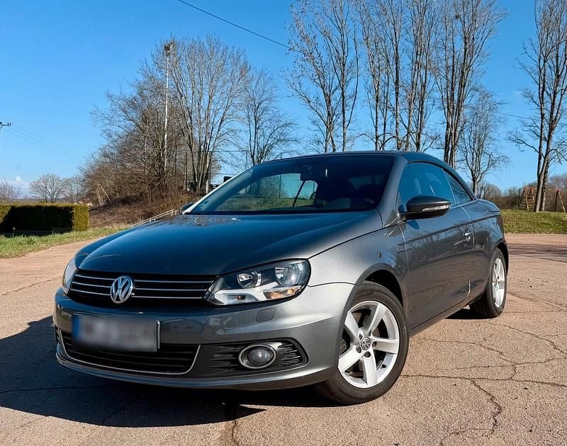 Gebraucht VW Eos 140 PS (102 kW) 2011 Grau Cabrio