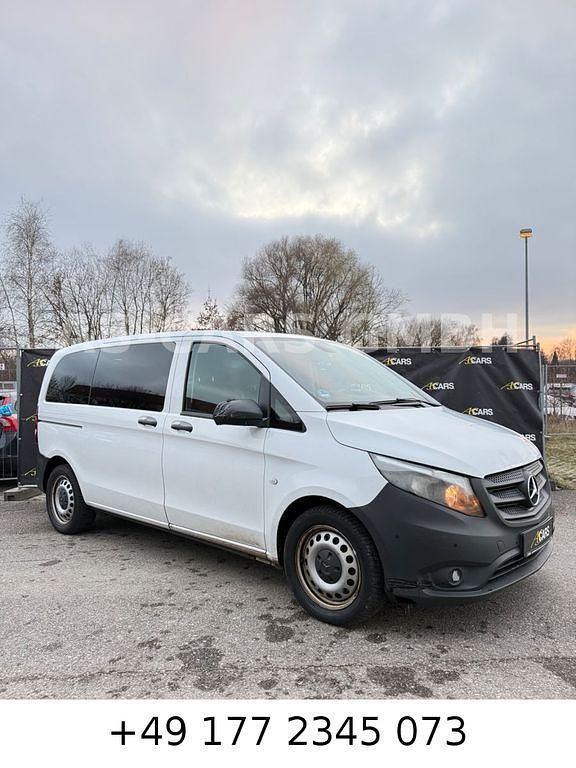Weiß Gebraucht 2021 Mercedes Vito Edition Kombi | 12.990 € - Bild 1/4