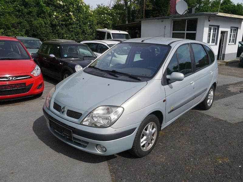 Silber Gebraucht 2002 Renault Scénic Authentique Van / Kleinbus | 1.200 € (Guter Preis) - Bild 1/4