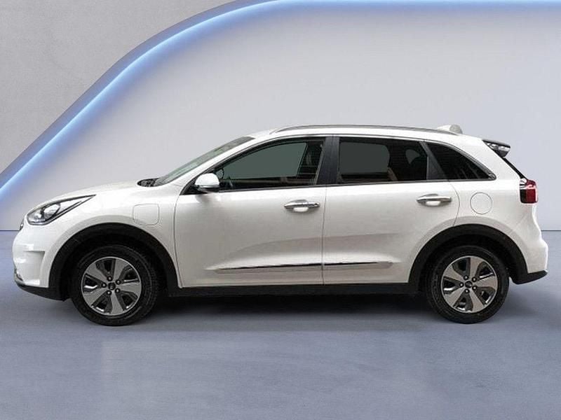Gebraucht Kia Niro Vision 141 PS (103 kW) 2019 Schneeweiss SUV