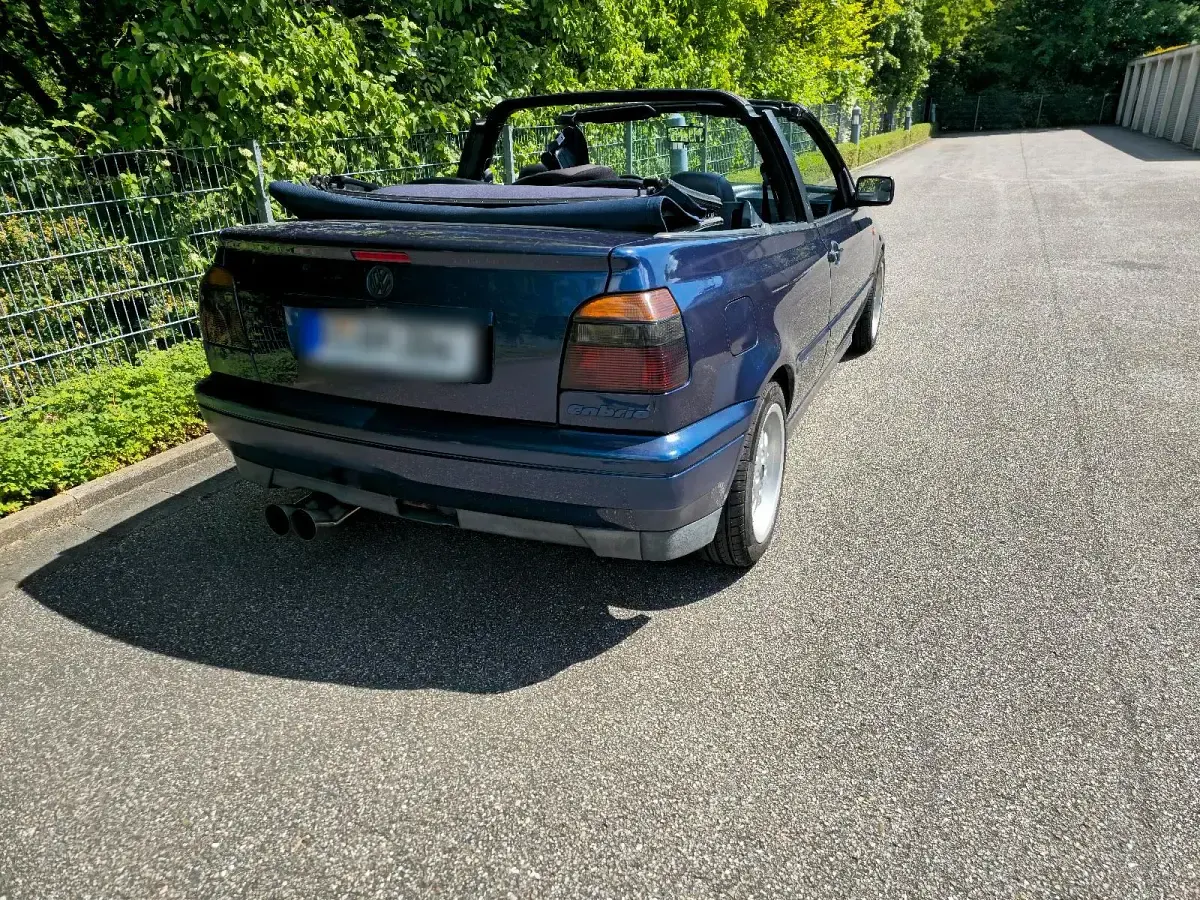 Gebraucht VW Golf Cabriolet 90 PS (66 kW) 1997 Blau Cabrio