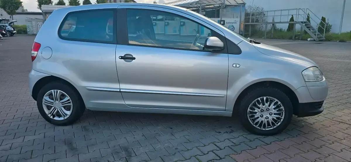 Usado VW Fox 54 CV (39 kW) 2011 Gris Utilitario