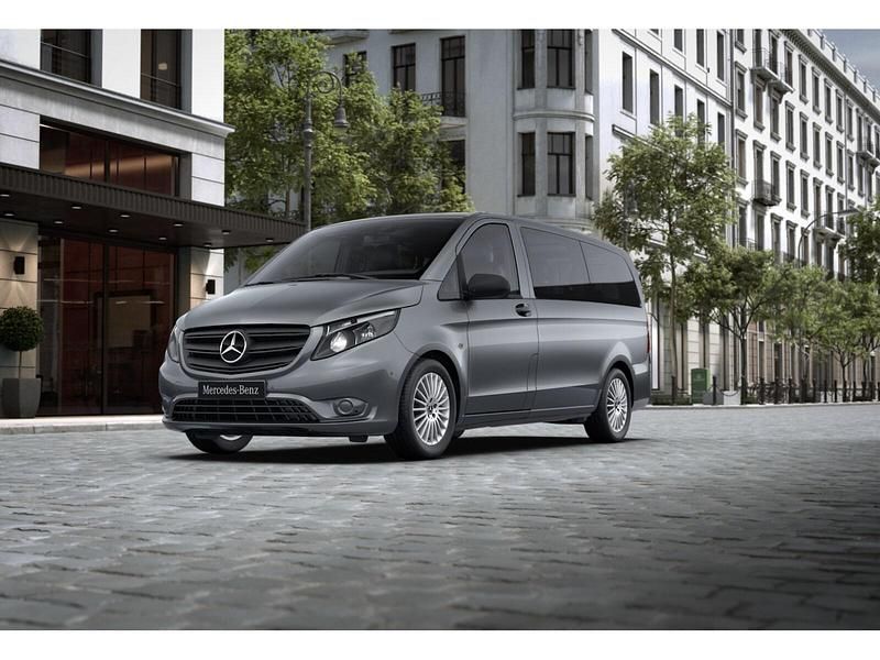Selenitgrau Gebraucht 2023 Mercedes Vito Kombi | 38.500 € (Teuer) - Bild 1/4