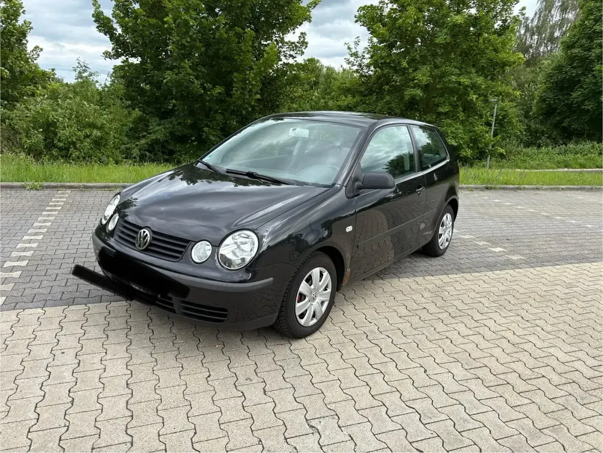 Gebraucht VW Polo Basis 63 PS (46 kW) 2003 Schwarz Kleinwagen