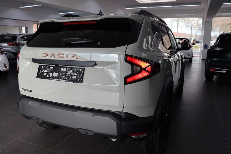 Neu Dacia Duster Extreme 154 PS (113 kW) 2025 Sandstone (hnv) SUV