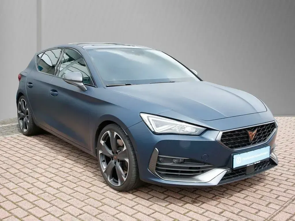 Gebraucht Cupra Leon VZ1 300 PS (220 kW) 2024 Petrolblau matt Limousine