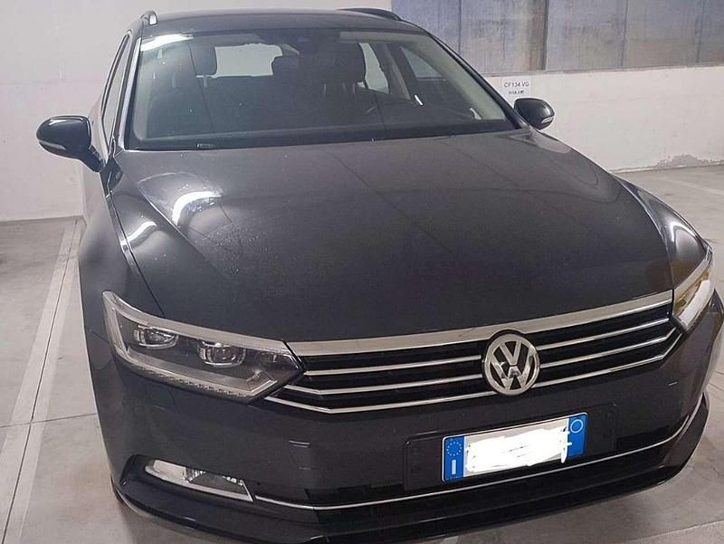 Grau Gebraucht 2016 VW Passat Kombi | 14.500 € (Fairer Preis) - Bild 1/2