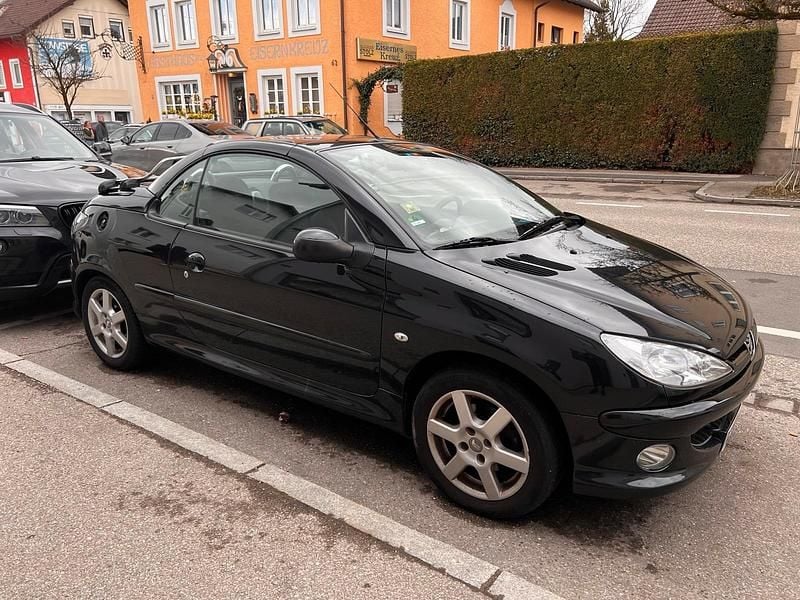 Gebraucht Peugeot 206 CC 109 PS (80 kW) 2006 Schwarz Cabrio