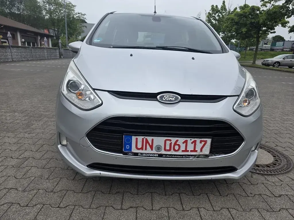 Occasion Ford B-MAX Titanium 95 ch (69 kW) 2015 Argent Monospace