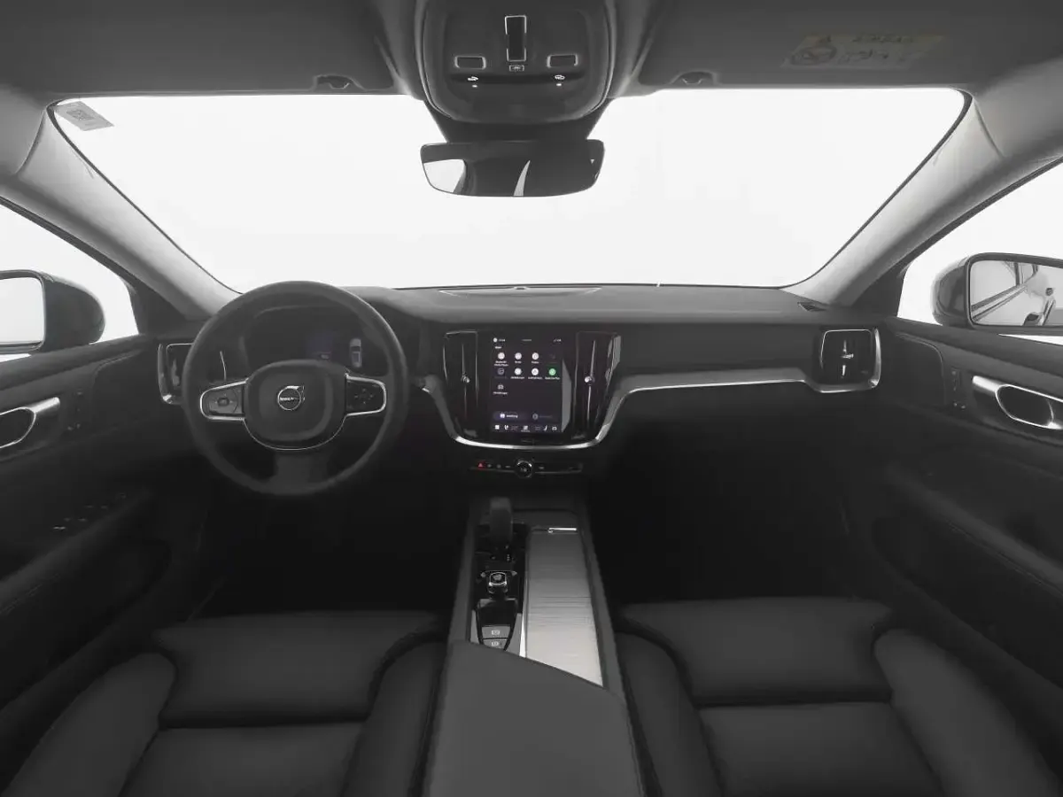 Gebraucht Volvo V60 CC Plus 250 PS (183 kW) 2023 Blau denim blue / metallic Kombi