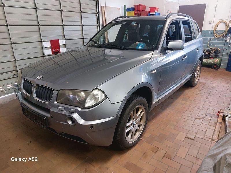 Grau Gebraucht 2005 BMW X3 Basis SUV | 1.800 € (Superpreis) - Bild 1/4