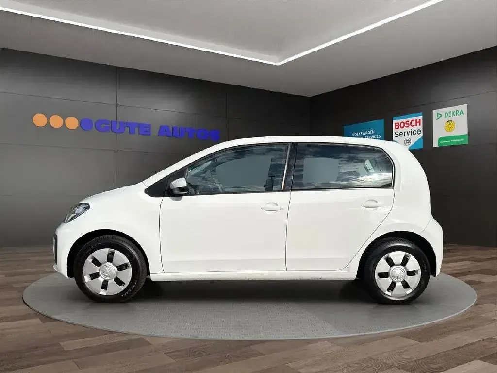Gebraucht VW up! Basis 65 PS (47 kW) 2021 Pure white Kleinwagen