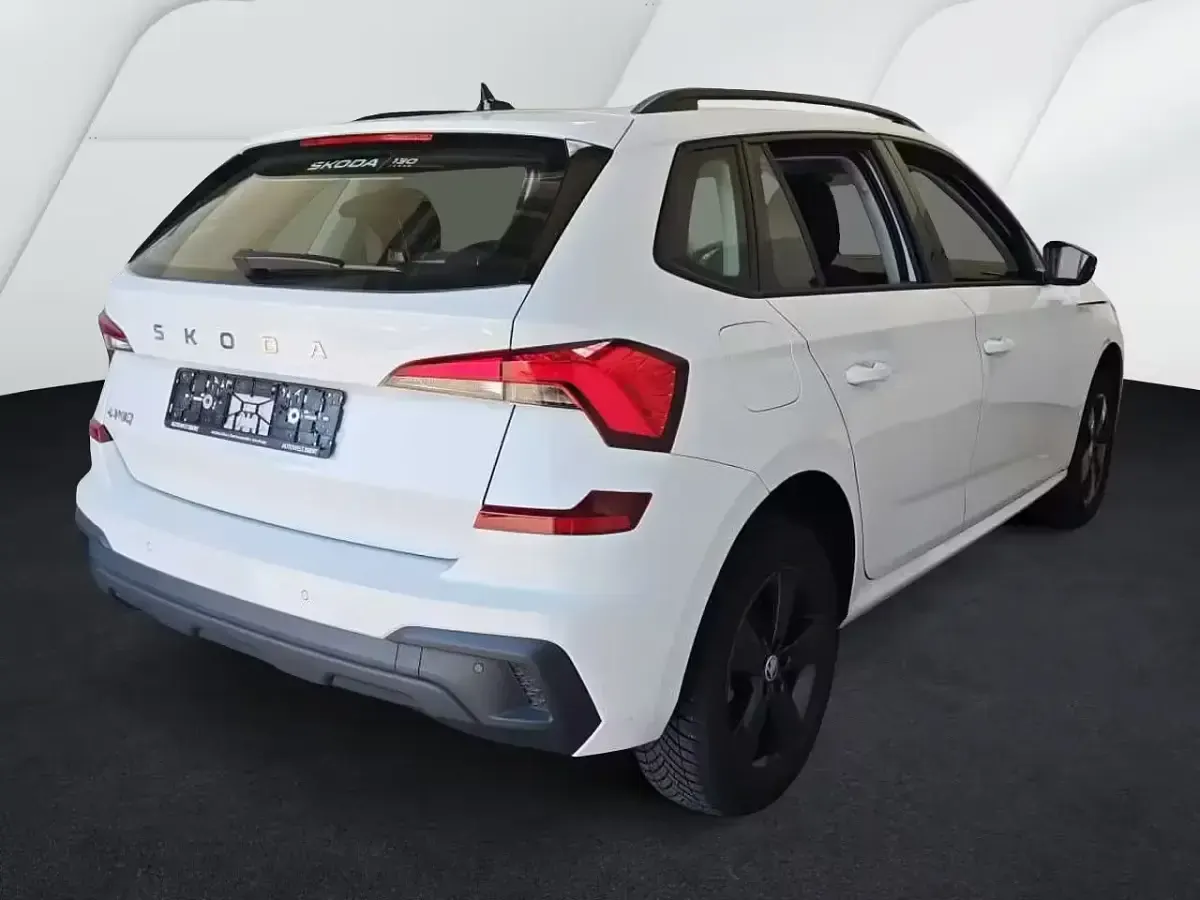 Gebraucht Skoda Kamiq Essence 95 PS (69 kW) 2025 Weiß SUV