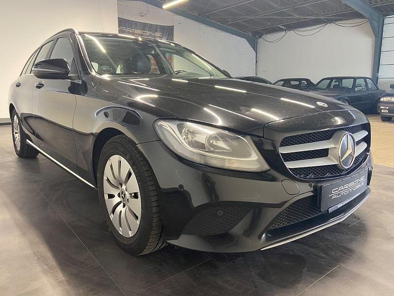 Gebraucht Mercedes C220 194 PS (142 kW) 2020 Schwarz Kombi