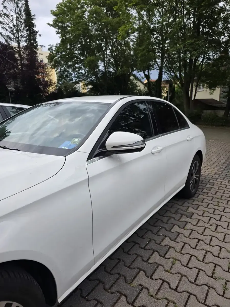 Gebraucht Mercedes E220 2017 Weiß Limousine