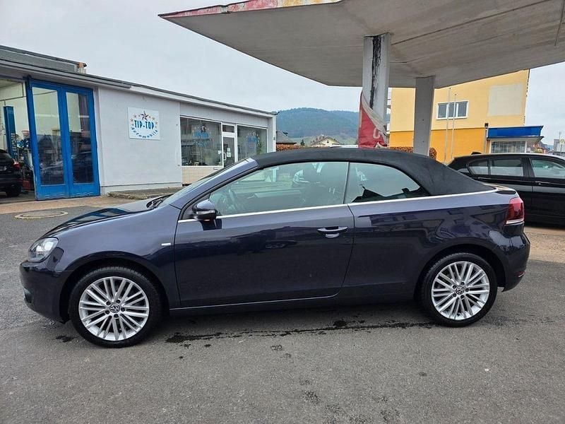 Gebraucht VW Golf Cabriolet Cup 160 PS (117 kW) 2014 Violet Cabrio