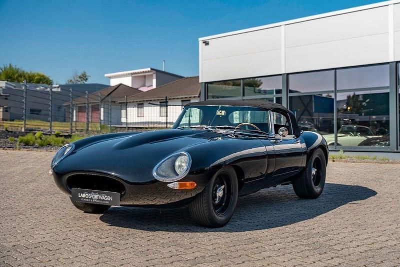 Gebraucht Jaguar E-Type 269 PS (197 kW) 1961 Schwarz Cabrio