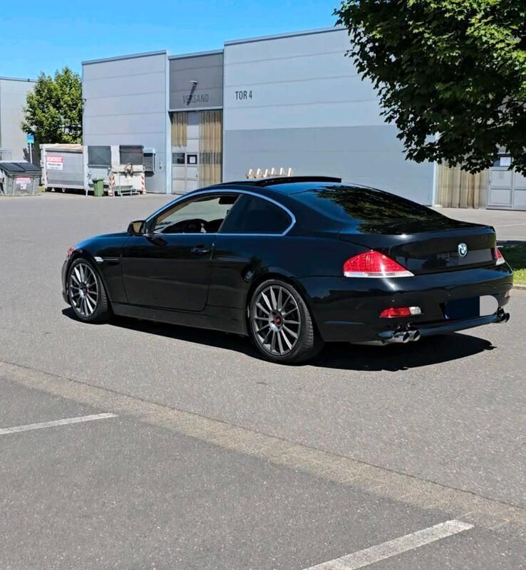 Schwarz Gebraucht 2004 BMW 645 Coupé | 10.999 € (Fairer Preis) - Bild 1/4