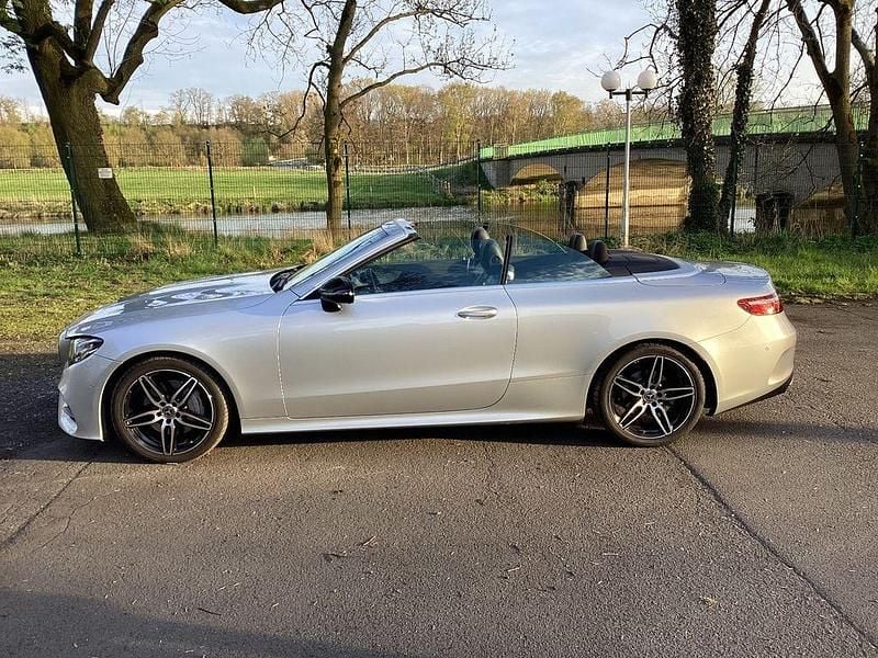 Gebraucht Mercedes E200 AMG 184 PS (135 kW) 2018 Silber Cabrio