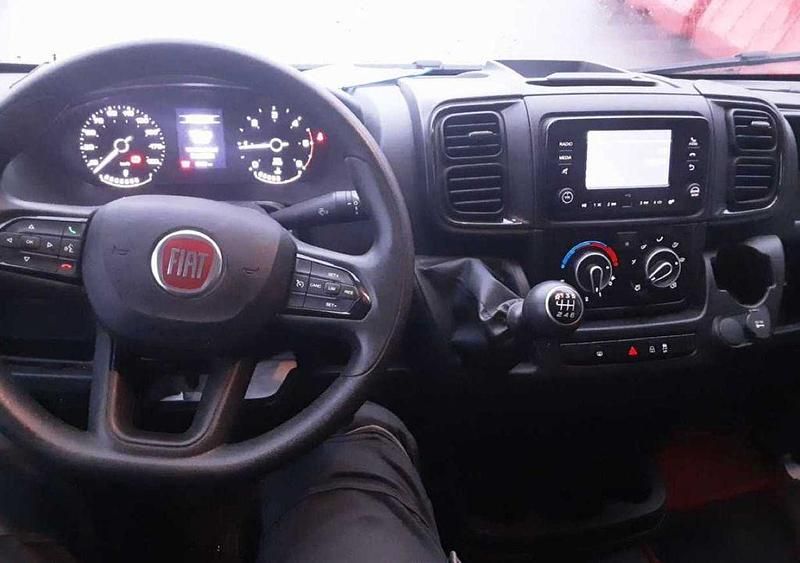 Gebraucht Fiat Ducato 140 PS (102 kW) 2024 Weiß Van