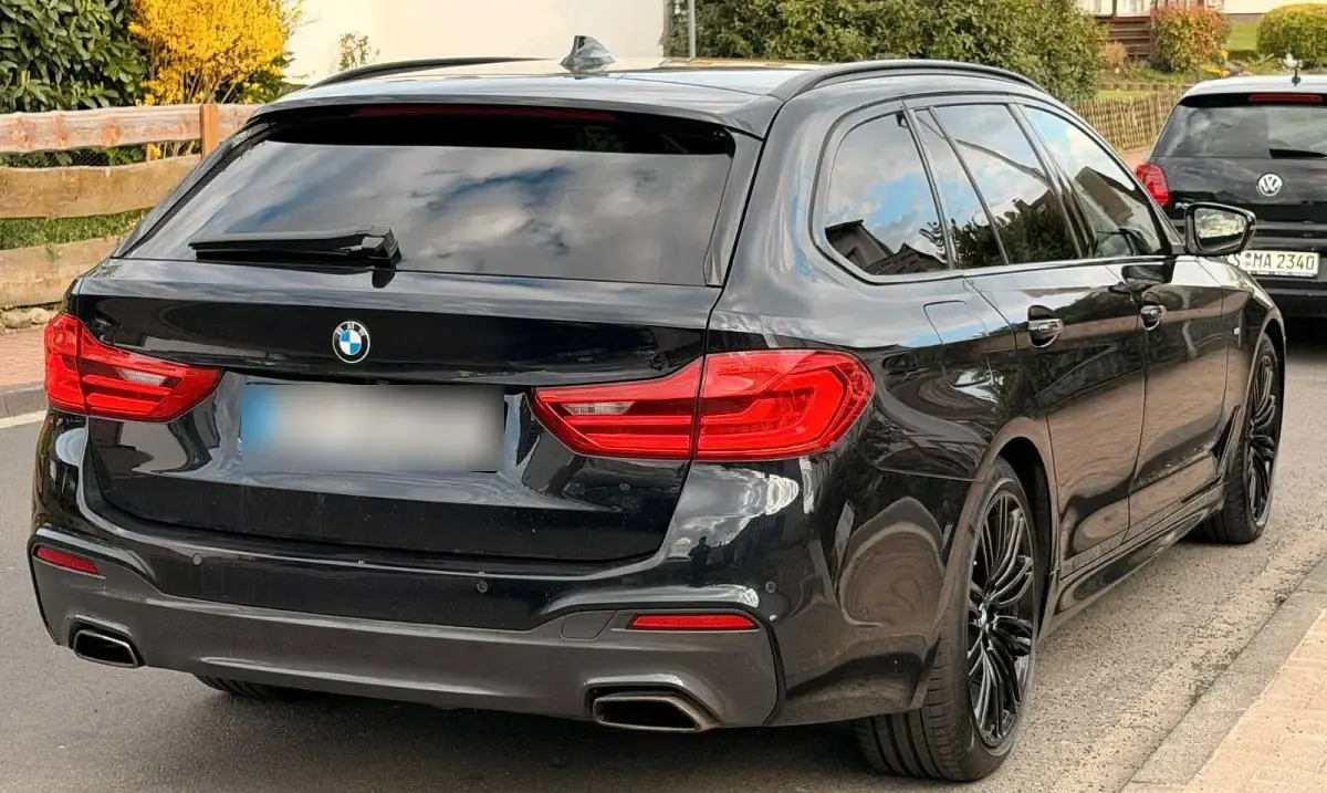 Używany BMW 530 Performance 265 KM (194 kW) 2018 Czarny Kombi
