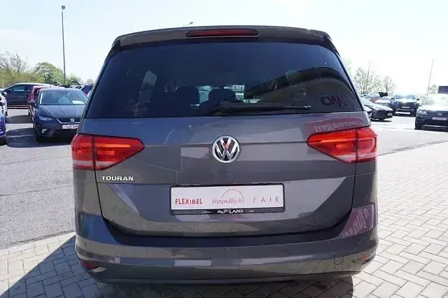 Gebraucht VW Touran Highline 150 PS (110 kW) 2020 Grau Van / Kleinbus