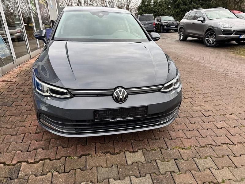 Gebraucht VW Golf VIII Move 150 PS (110 kW) 2023 Delfingrau Limousine