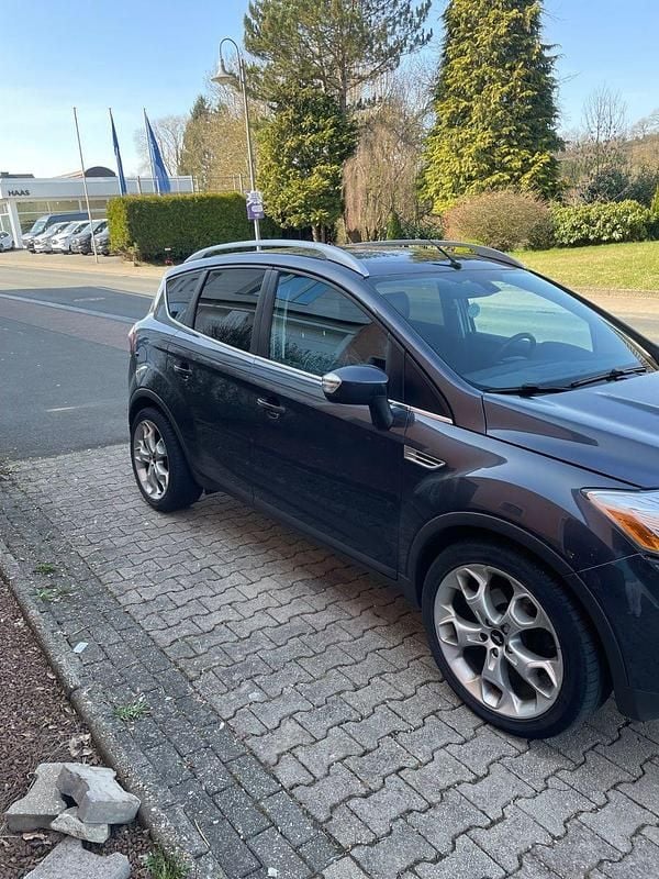 Gebraucht Ford Kuga Titanium 200 PS (147 kW) 2010 SUV