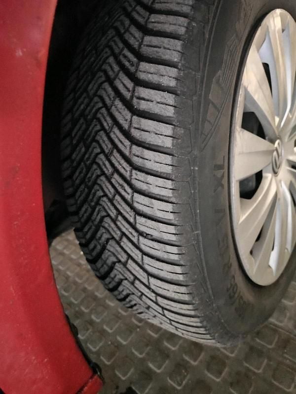 Gebraucht VW Golf IV Ocean 102 PS (75 kW) 2005 Rot Kombi