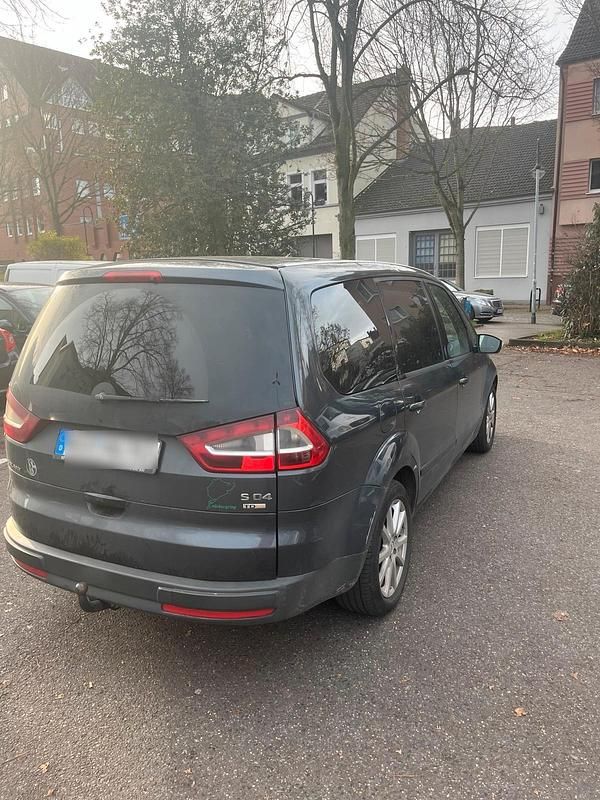 Gebraucht Ford Galaxy 140 PS (102 kW) 2009 Schwarz Van / Kleinbus