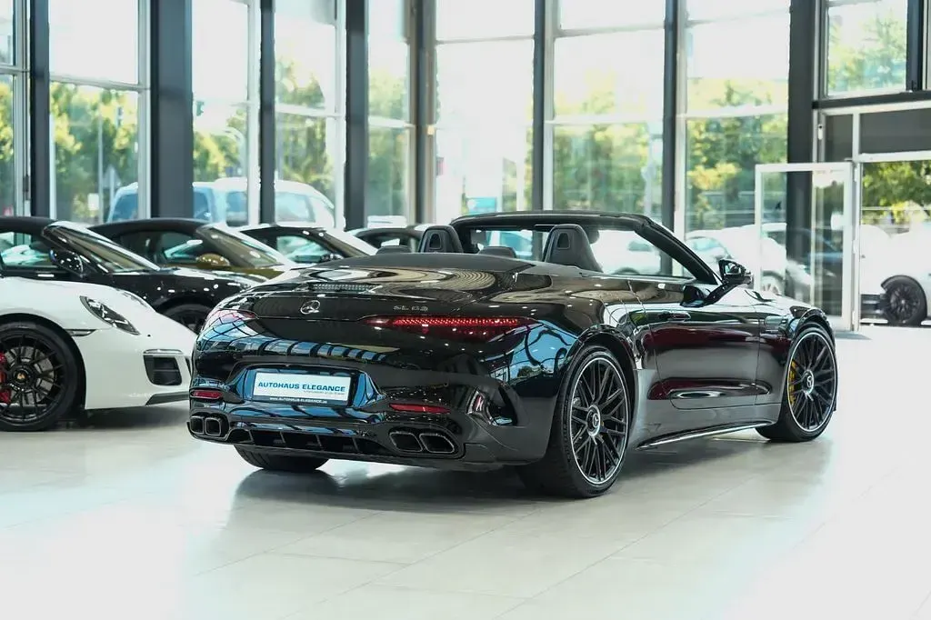 Gebraucht Mercedes SL63 AMG AMG 585 PS (430 kW) 2023 Obsidianschwarz  metalliclack Cabrio