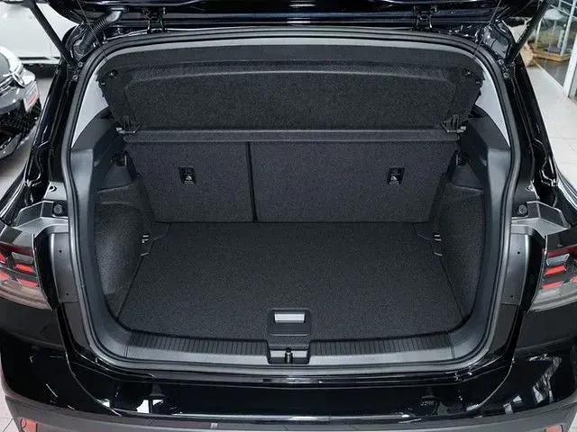 Gebraucht VW T-Cross Design 116 PS (85 kW) 2026 Deep black perleffekt SUV