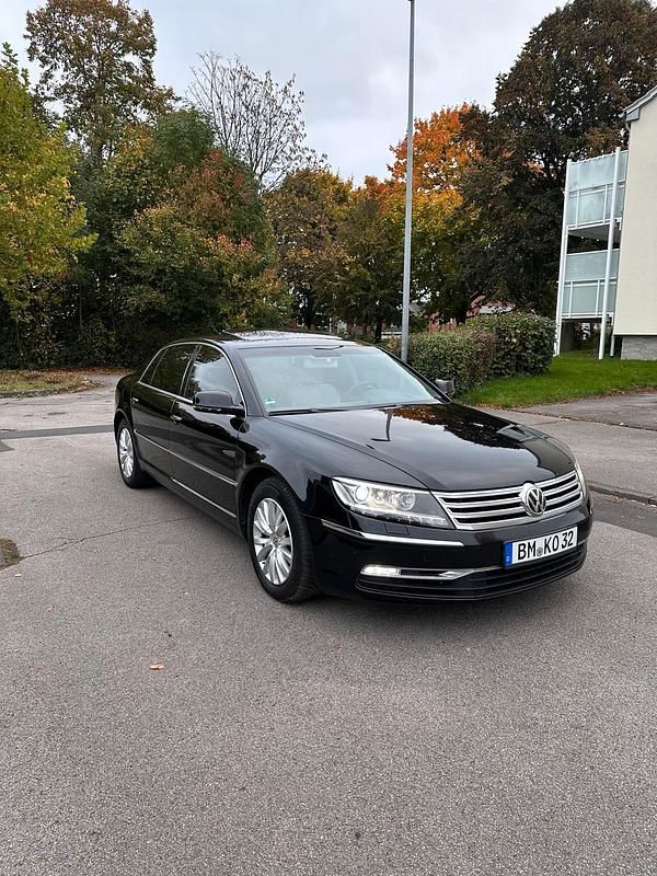 Schwarz Gebraucht 2012 VW Phaeton Limousine | 9.500 € (Teuer) - Bild 1/4
