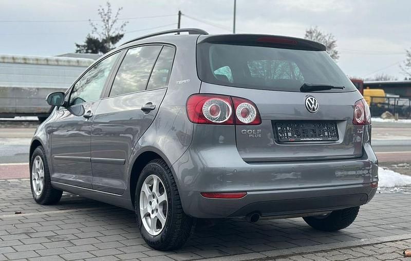 Gebraucht VW Golf Plus Cross Team 105 PS (77 kW) 2011 Grau Van / Kleinbus