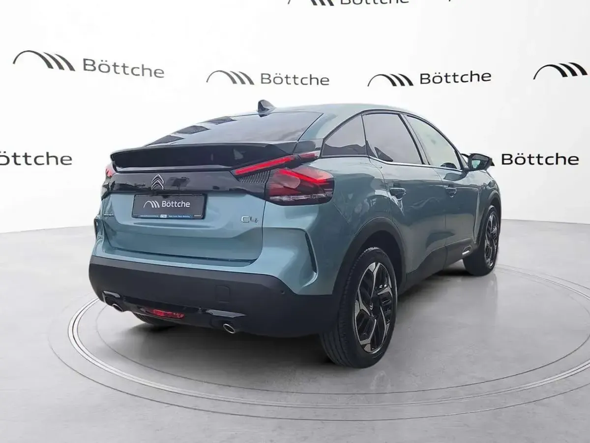 Gebraucht Citroën C4 PureTech 131 PS (96 kW) 2024 Lackierung olbia blau/typ aussenverkleidung metalliclackierung SUV