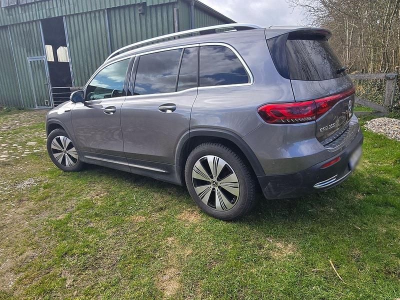 Gebraucht Mercedes EQB300 167 kW (228 PS) 2022 Grau SUV