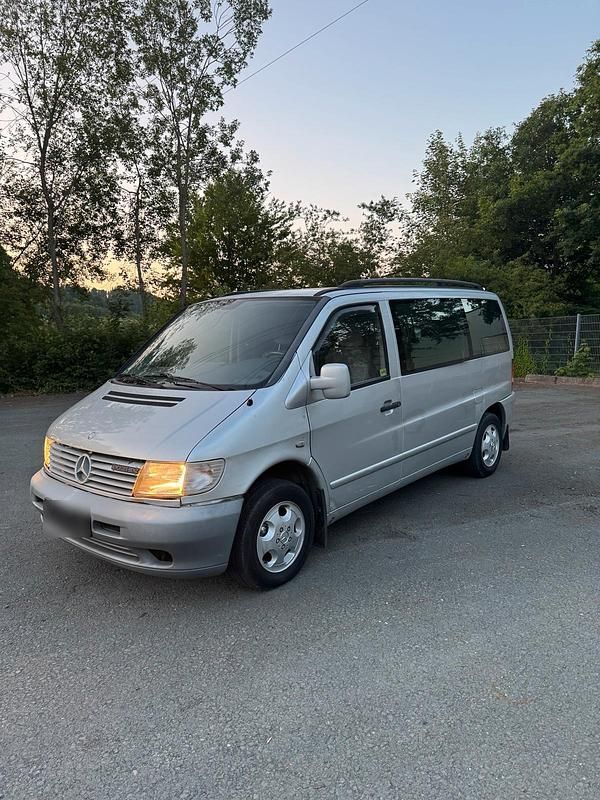 Gebraucht Mercedes Vito 170 PS (125 kW) 2001 Schwarz Van