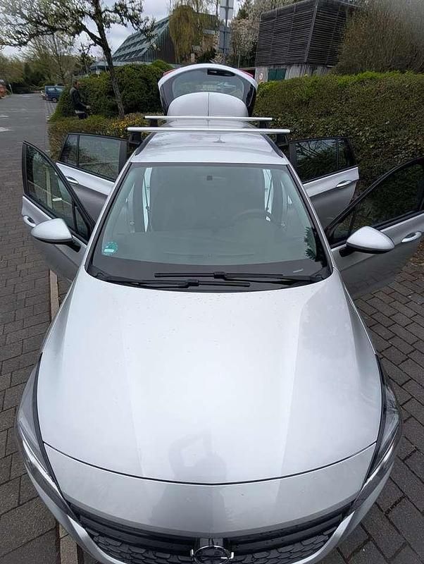 Używany Opel Astra Dynamic 105 KM (77 kW) 2016 Srebrny Kombi