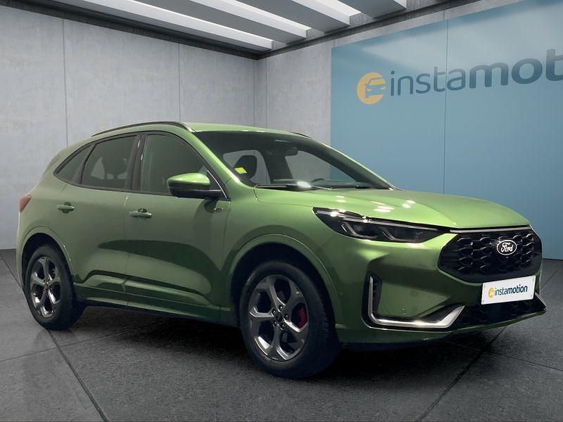 Gebraucht Ford Kuga ST-Line X 186 PS (136 kW) 2024 Grün SUV